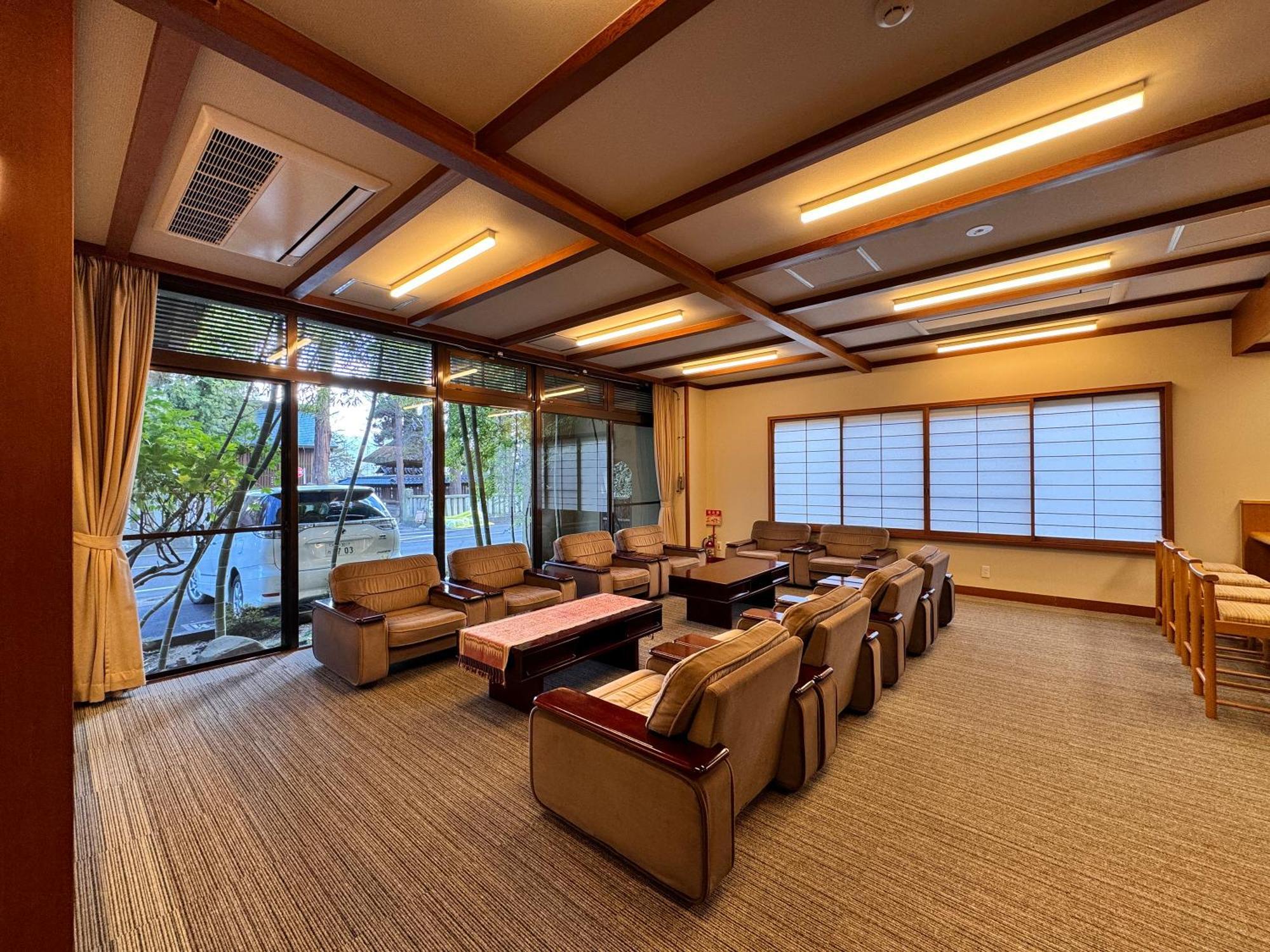 ホテルうづらや 千曲市 エクステリア 写真