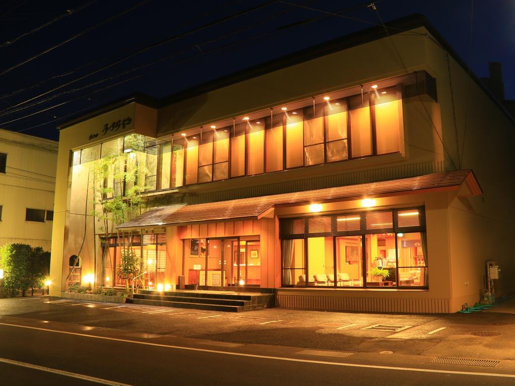 ホテルうづらや 千曲市 エクステリア 写真